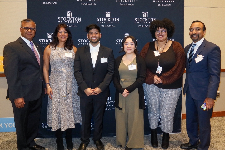 Evita Vasquez Reyes with scholarship donors 