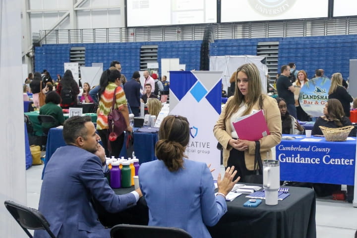 students at career fair