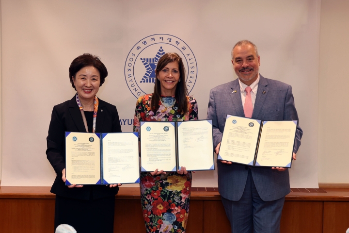 President Bertolino with Yunkeum Chang and New Jersey First Lady Tammy Murphy.