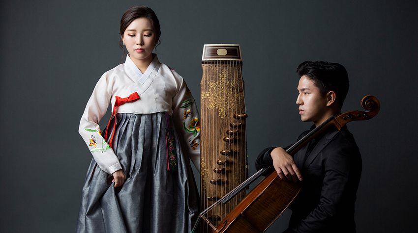 Cellogayageum, the duo consisting of a cello player and a traditional Gayageum player