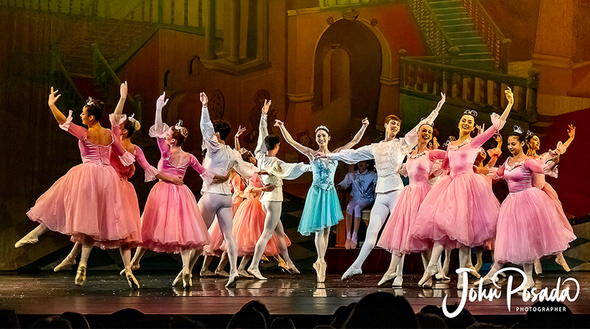 Atlantic City Ballet hosts an annual holiday performance that is sure to delight the whole family. Photo by John Posada. 