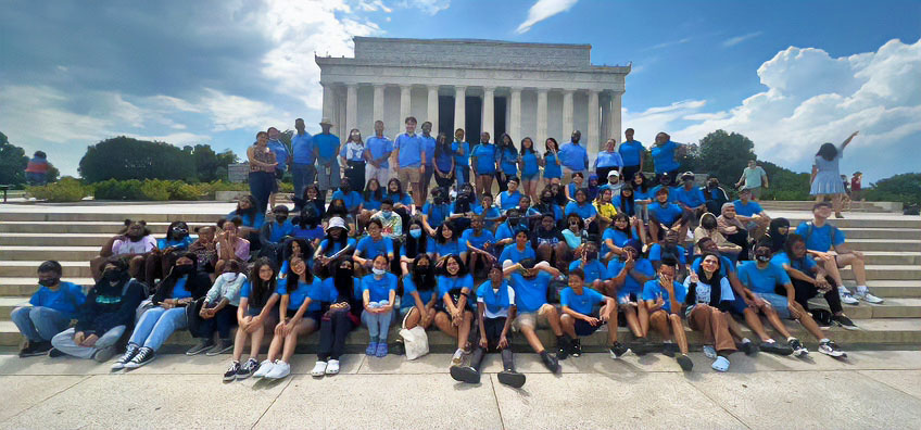 Student group photo in Washington DC