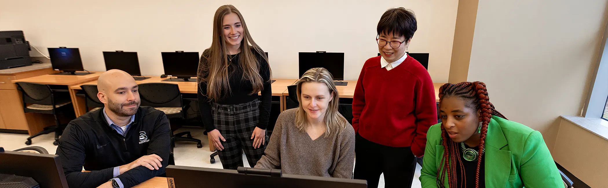 Graduate students collaborate with faculty in Stockton University’s Instructional Technology program, designing digital learning and e-learning experiences
