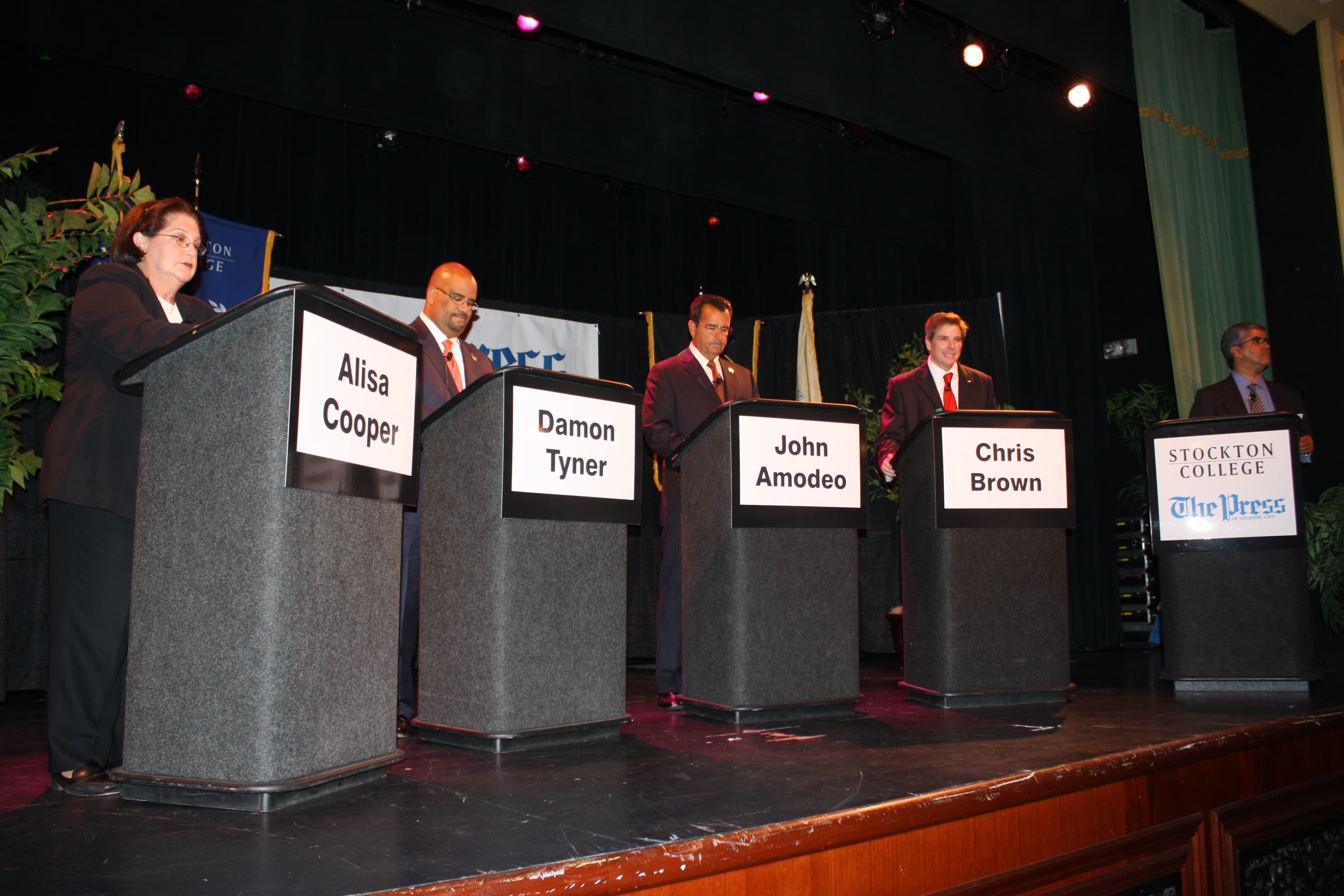 Legislative District 2 debates