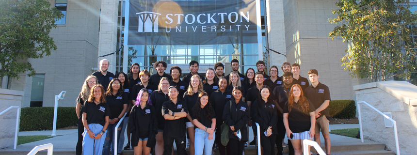 Event Services and Campus Center student staff gathered for a group photo in front of the Campus Center Event Services and Campus Center student staff gathered for a group photo in front of the Campus Center