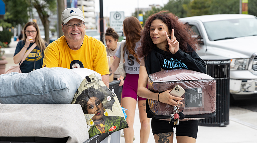 Students moving into the Atlantic City campus Students moving into the Atlantic City campus