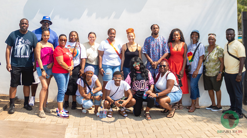 Students, staff and faculty posing for a group photo in Ghana.  Students, staff and faculty posing for a group photo in Ghana.