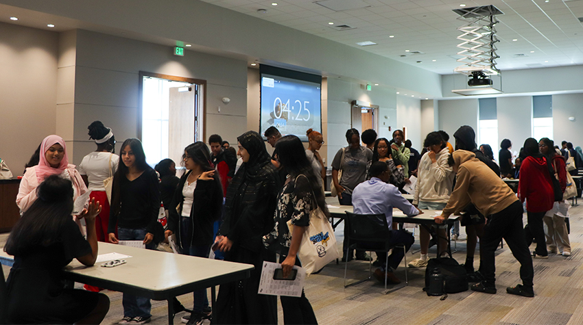 Students walked around and talked with various professionals during their annual Speed Jobbing event Students walked around and talked with various professionals during their annual Speed Jobbing event