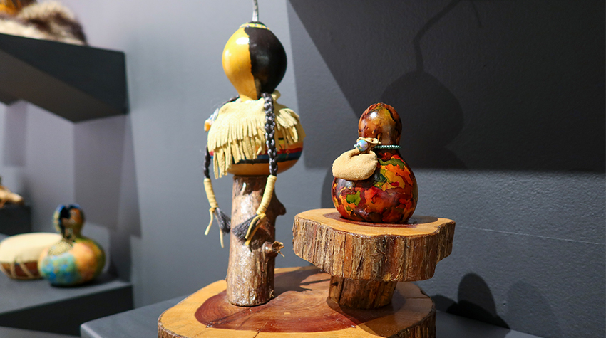 Gourd art by Bright Flower Gourd art by Bright Flower