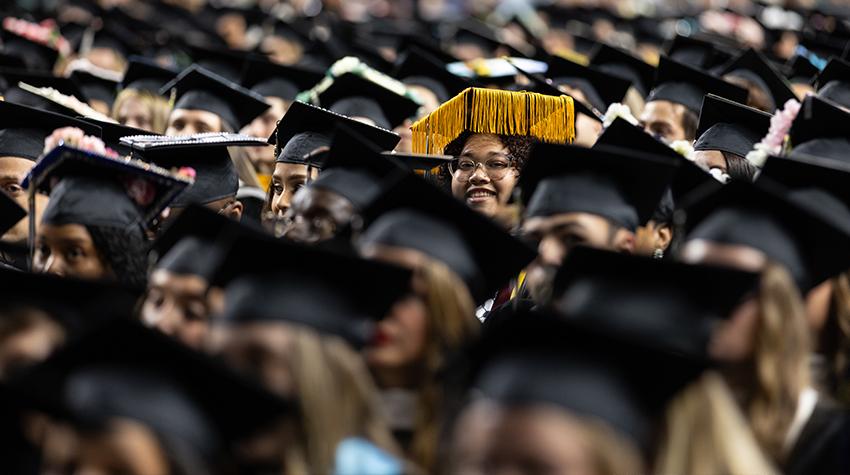 Commencement graduated over 2,000 students Commencement graduated over 2,000 students