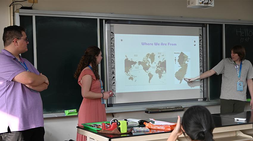 Students visited elementary classrooms to both observe and teach lessons during their trip Students visited elementary classrooms to both observe and teach lessons during their trip