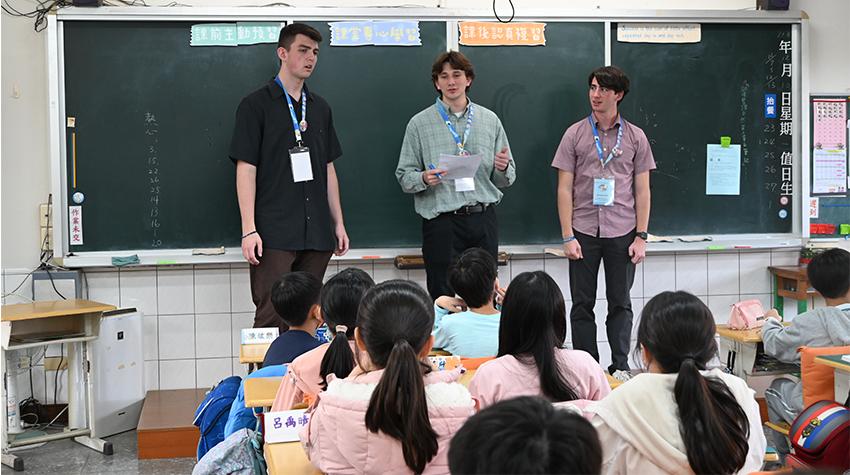 Students visited elementary classrooms to both observe and teach lessons during their trip Students visited elementary classrooms to both observe and teach lessons during their trip