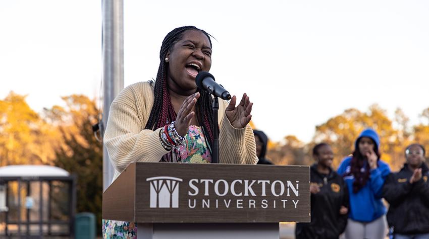 Music major Destanee Bright Music major Destanee Bright