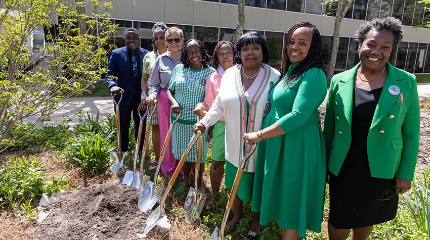 Juanita J High Tree Planting Photo 3 Juanita J High Tree Planting Photo 3