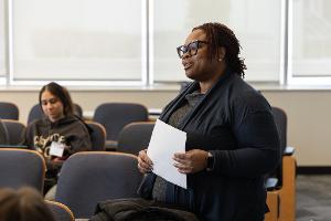 A student shares research and perspectives during an interactive History class discussion, reflecting the program’s emphasis on critical thinking and dialogue.