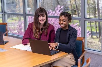 Stockton’s Economics program encourages students to work closely with faculty as they explore economic theory, applied analysis and pathways for future study.