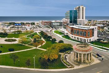 Stockton’s Atlantic City campus gives Ed.D. students a distinctive beachfront setting for the program’s summer residential experience and leadership development.