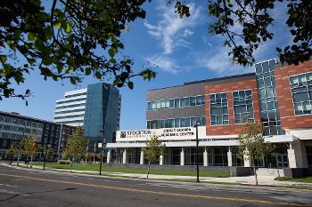 Stockton’s Atlantic City campus places students in the heart of one of New Jersey’s leading tourism, hospitality and entertainment markets.