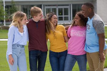 A collaborative learning environment helps students build the communication and leadership skills essential to public health.