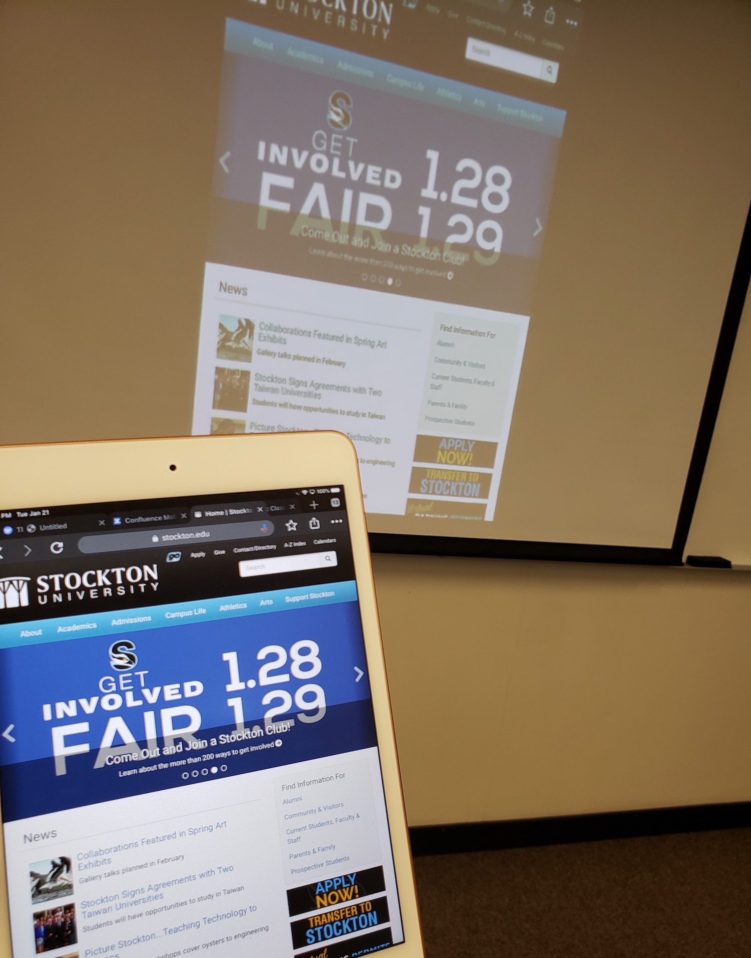 A picture of the ipad and projector screen together, showing an example of mirrored content.