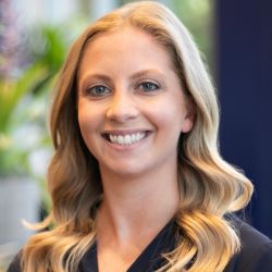 Jessica Hansen Headshot