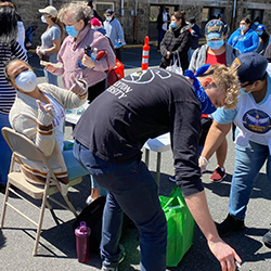 food distribution 