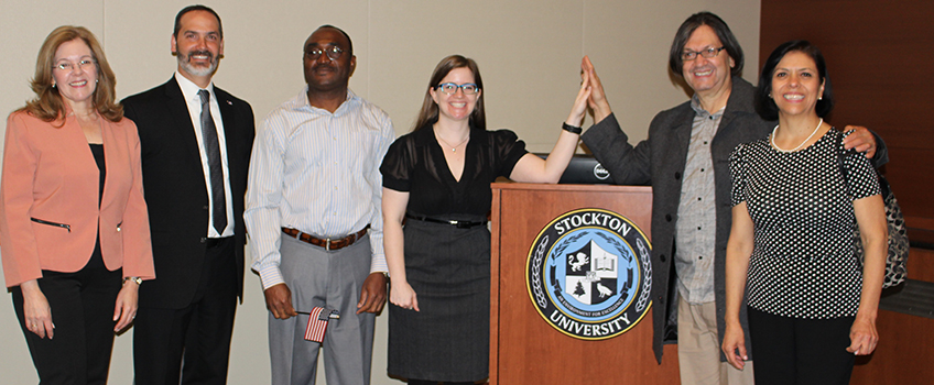 New Citizens Take Oath at Naturalization Ceremony - News | Stockton University