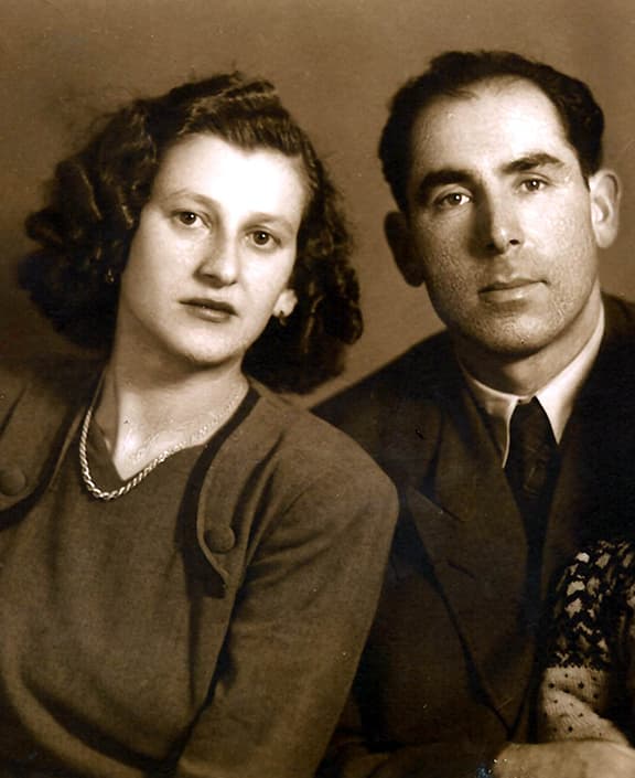 Elizabeth and Sam Roth