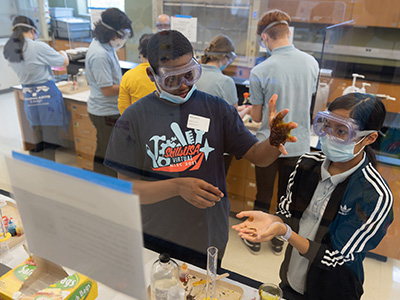 Camden Tech students perform chemistry experiment 