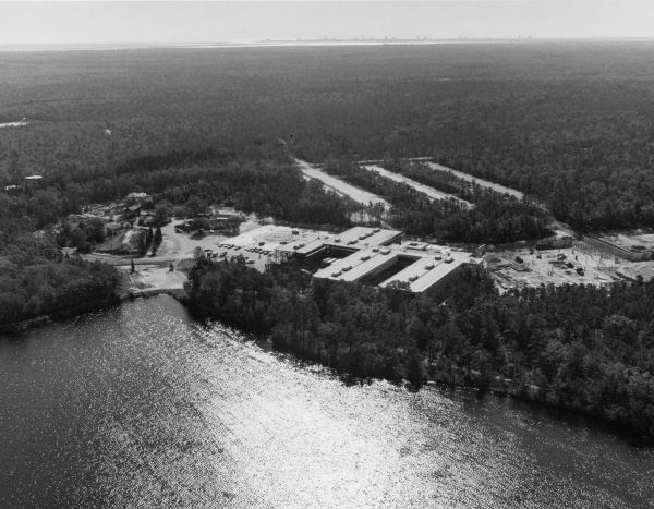 Aerial photo of campus, 1971